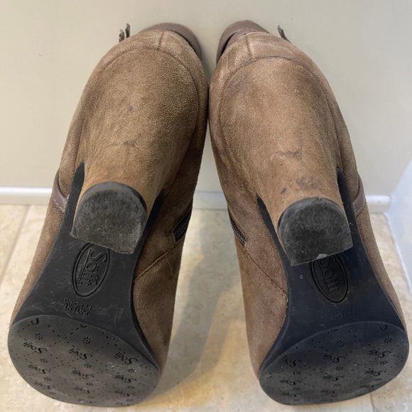 Sofft Brown Suede Comfort Heel Side Zip Ankle Booties, Size 9M - Picture 6 of 9